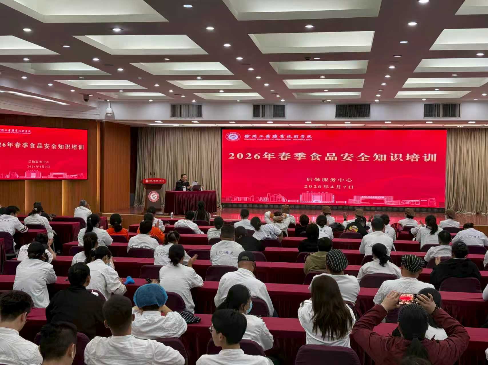 ca2ae676cf7080e67b964c65e3689a74.jpg ca2ae676cf7080e67b964c65e3689a74.jpg